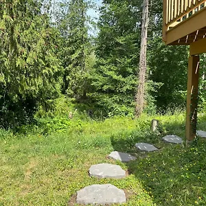 Countryroad Cozy 2 Bedrooms Basement Suite1 Apartment